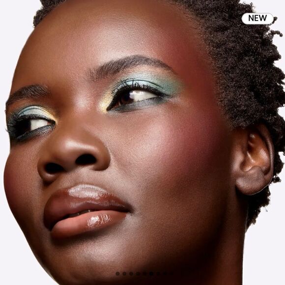 1 LEFT! Mac x Stranger Things Blush He Likes It Cold - Picture 7 of 11